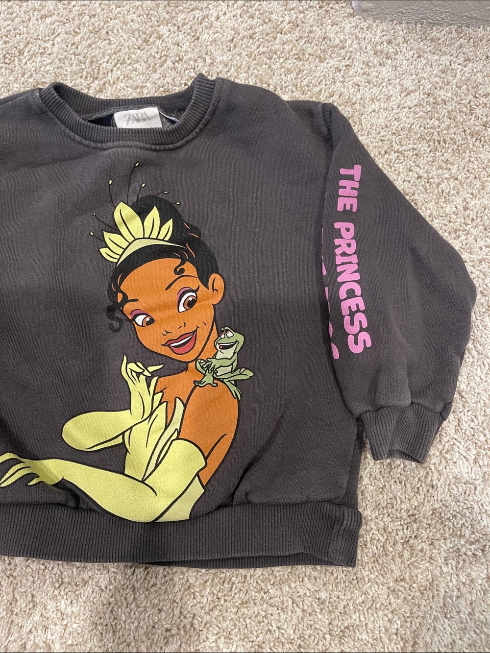 Zara Black Disney Crewneck Sweatshirt with Graphic